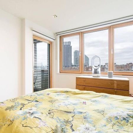1 Bedroom Penthouse Flat In East Londra Exterior foto